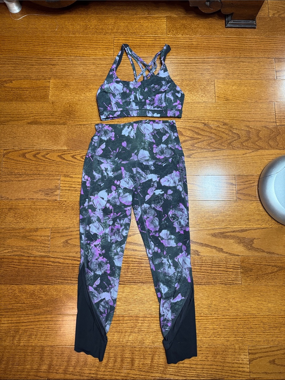 lululemon Matching Set Energy Bra Wunder Scalloped Crop Leggings Luxtreme 4 S